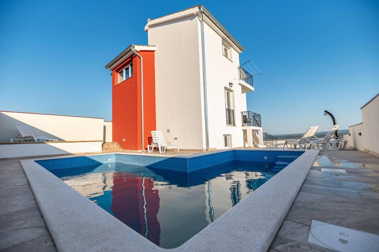 Olive Bridge Villa 马斯莱尼察 外观 照片