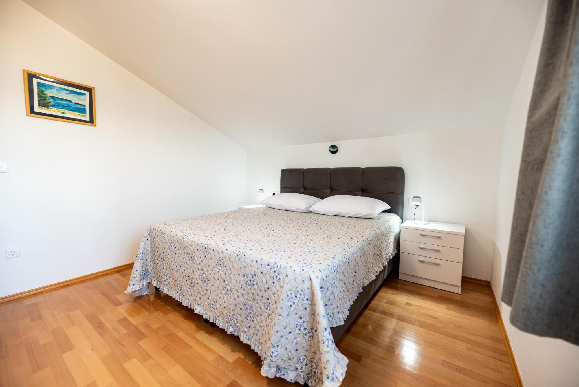 Olive Bridge Villa 马斯莱尼察 外观 照片