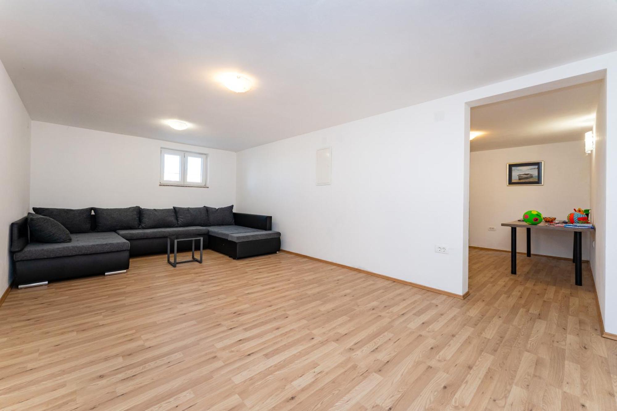 Olive Bridge Villa 马斯莱尼察 外观 照片