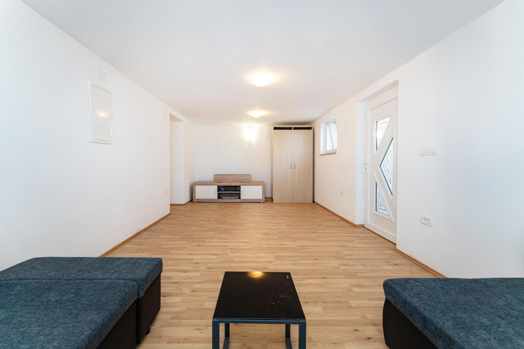 Olive Bridge Villa 马斯莱尼察 外观 照片